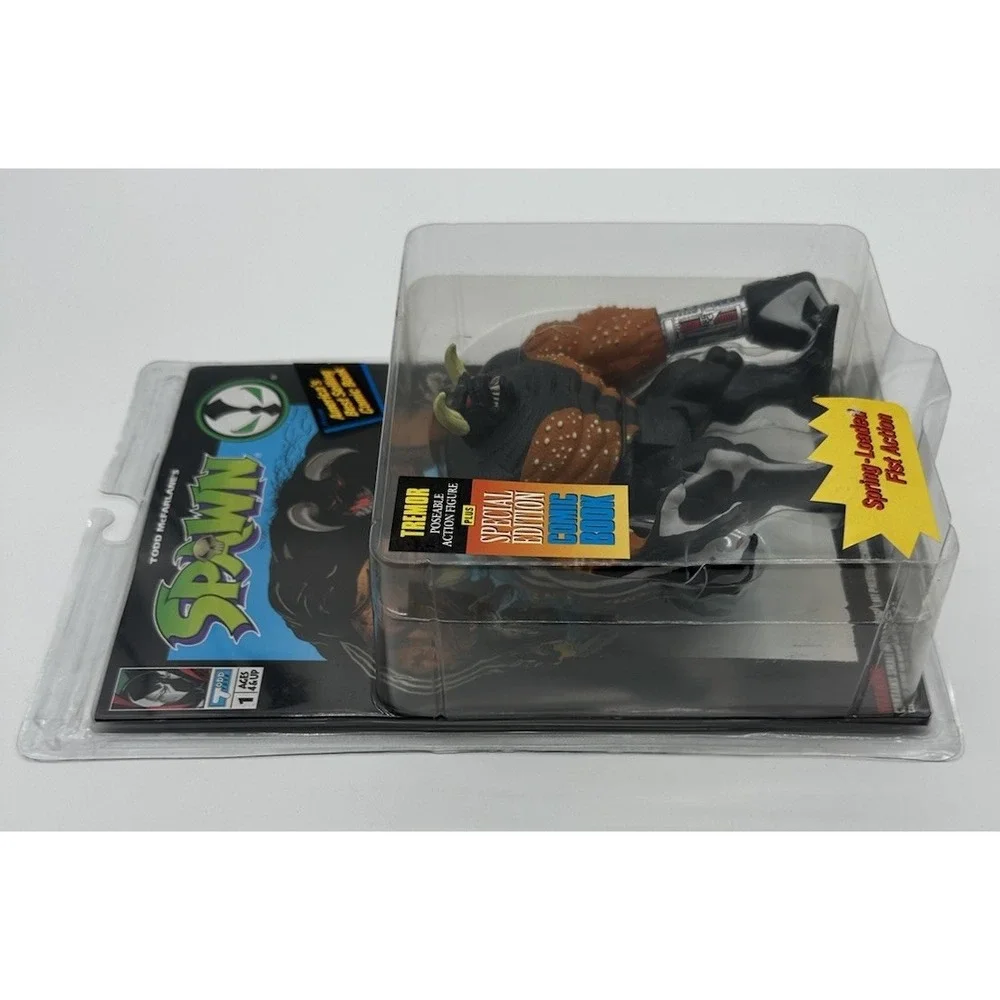 MCFARLANE TOYS SPAWN SERIES 1 TREMOR ACTION FIGURE W/ COMIC BOOK 1994